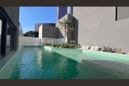 Studio para alugar com 27m², 1 quarto e sem vaga Studio para alugar com 27m², 1 quarto e sem vagaPiscina