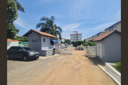 Apartamento para alugar com 46m², 2 quartos e 1 vagaFachada