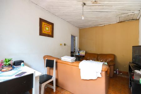 Casa à venda com 141m², 2 quartos e 4 vagas Casa à venda com 141m², 2 quartos e 4 vagasEdicula 2