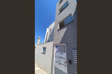 Apartamento para alugar com 40m², 2 quartos e sem vaga Apartamento para alugar com 40m², 2 quartos e sem vagaFachada