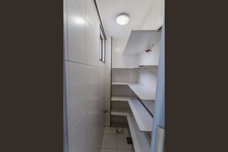 Apartamento à venda com 94m², 3 quartos e 4 vagasDespensa