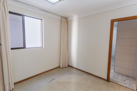 Apartamento à venda com 94m², 3 quartos e 4 vagasCopa