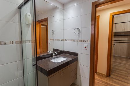 Apartamento à venda com 94m², 3 quartos e 4 vagasBanheiro Social