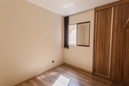 Apartamento à venda com 94m², 3 quartos e 4 vagasQuarto 3