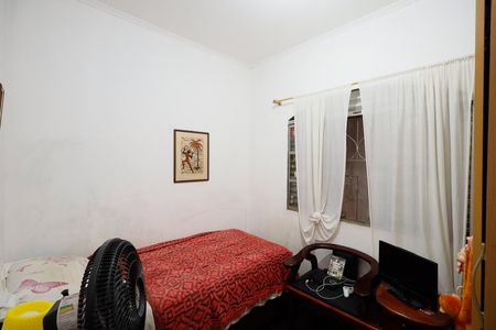 Casa à venda com 176m², 4 quartos e 6 vagas Casa à venda com 176m², 4 quartos e 6 vagasQuarto 3