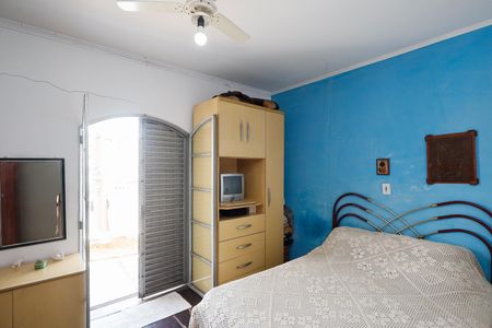 Casa à venda com 176m², 4 quartos e 6 vagas Casa à venda com 176m², 4 quartos e 6 vagasSuíte