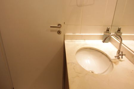 Apartamento para alugar com 84m², 2 quartos e 2 vagasBanheiro Social