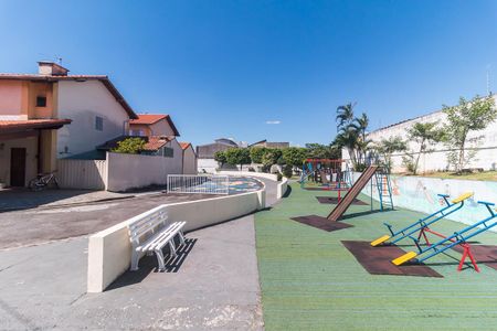 Casa de condomínio para alugar com 110m², 3 quartos e 3 vagasÁrea comum - Playground