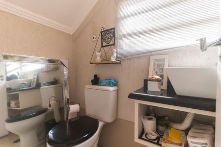 Casa de condomínio para alugar com 110m², 3 quartos e 3 vagasLavabo