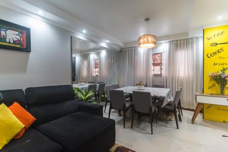 Casa de condomínio para alugar com 110m², 3 quartos e 3 vagasSala