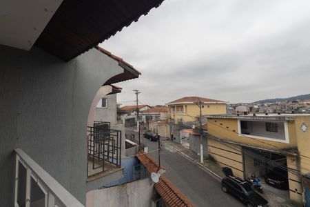 Casa para alugar com 120m², 3 quartos e 3 vagas Casa para alugar com 120m², 3 quartos e 3 vagasVaranda