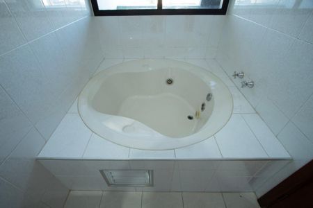 Apartamento para alugar com 500m², 4 quartos e 3 vagasBanheiro Suíte 1
