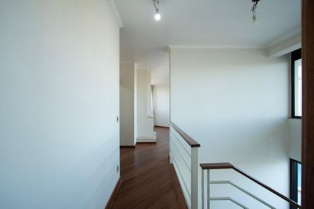 Apartamento para alugar com 500m², 4 quartos e 3 vagasEscada