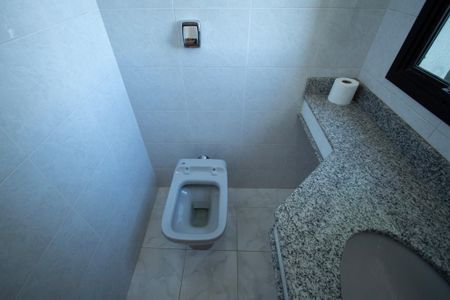 Apartamento para alugar com 500m², 4 quartos e 3 vagasBanheiro Social