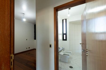 Apartamento para alugar com 500m², 4 quartos e 3 vagasSuíte 2