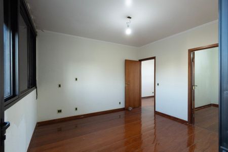 Apartamento para alugar com 500m², 4 quartos e 3 vagasSuíte 1