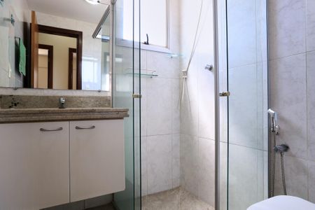 Apartamento para alugar com 80m², 3 quartos e 2 vagasBanheiro