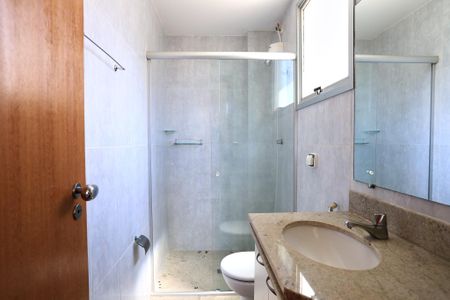 Apartamento para alugar com 80m², 3 quartos e 2 vagasBanheiro da Suíte