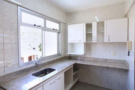 Apartamento para alugar com 80m², 3 quartos e 2 vagasCozinha e Área de Serviço