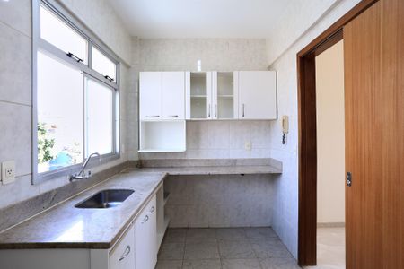 Apartamento para alugar com 80m², 3 quartos e 2 vagasCozinha e Área de Serviço