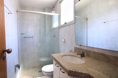 Apartamento para alugar com 80m², 3 quartos e 2 vagasBanheiro da Suíte