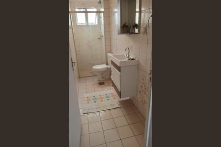 Banheiro de apartamento para alugar com 3 quartos, 71m² em Conjunto Residencial Souza Queiroz, Campinas