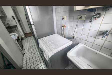 Apartamento à venda com 75m², 3 quartos e 1 vagaÁrea de Serviço