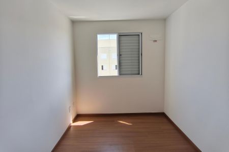 Quarto 2 de apartamento para alugar com 2 quartos, 43m² em Vila Satúrnia, Campinas