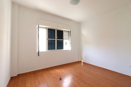 Quarto de apartamento à venda com 1 quarto, 36m² em Floresta, Porto Alegre