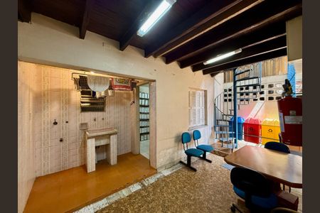 Casa à venda com 137m², 3 quartos e 2 vagasÁrea de Serviço