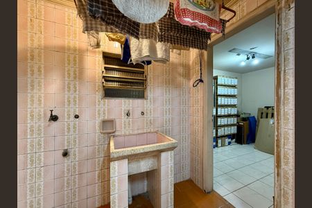 Casa à venda com 137m², 3 quartos e 2 vagasÁrea de Serviço