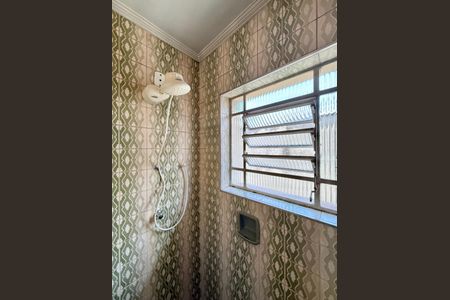 Casa à venda com 137m², 3 quartos e 2 vagasBanheiro Social 