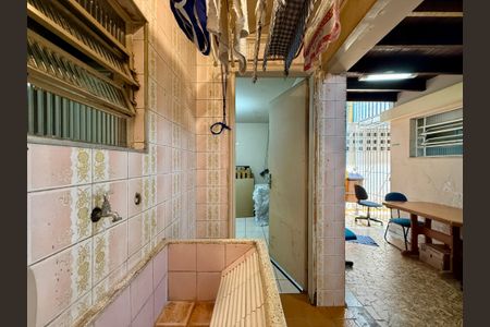 Casa à venda com 137m², 3 quartos e 2 vagasÁrea de Serviço