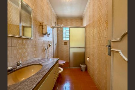 Casa à venda com 137m², 3 quartos e 2 vagasBanheiro Suíte 