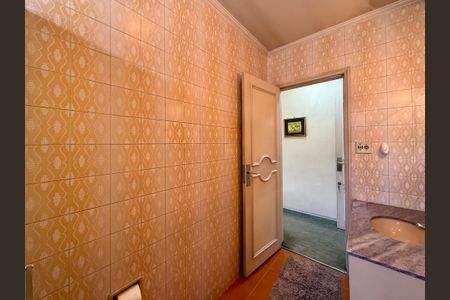 Casa à venda com 137m², 3 quartos e 2 vagasBanheiro Suíte 