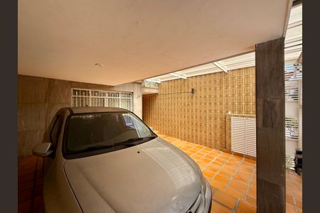 Casa à venda com 137m², 3 quartos e 2 vagasGaragem