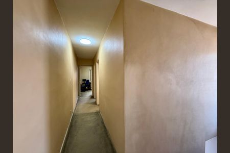 Casa à venda com 137m², 3 quartos e 2 vagasCorredor Quartos 