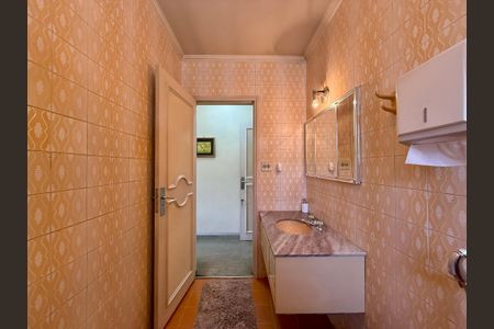 Casa à venda com 137m², 3 quartos e 2 vagasBanheiro Suíte 