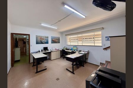 Casa à venda com 137m², 3 quartos e 2 vagasSala 