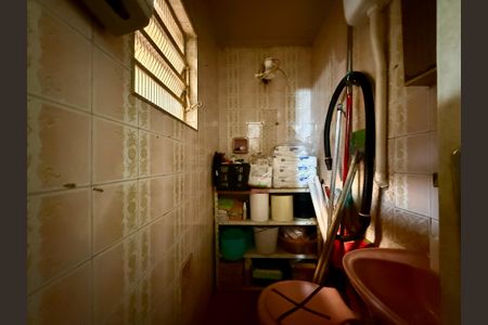 Casa à venda com 137m², 3 quartos e 2 vagasBanheiro de Serviço