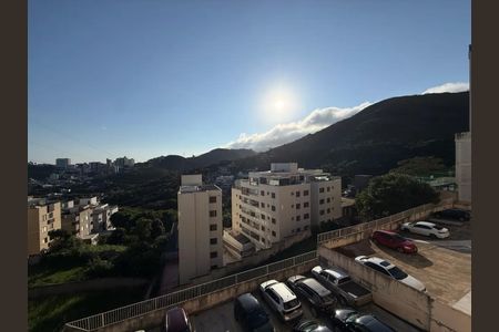 Apartamento para alugar com 70m², 4 quartos e 2 vagas