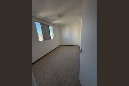 Apartamento para alugar com 70m², 4 quartos e 2 vagas