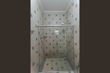 Casa de condomínio para alugar com 422m², 4 quartos e 4 vagasBanheiro da Suíte 2