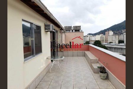 Apartamento à venda com 160m², 3 quartos e 1 vaga