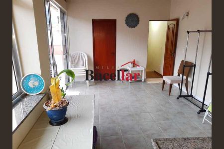 Apartamento à venda com 160m², 3 quartos e 1 vaga