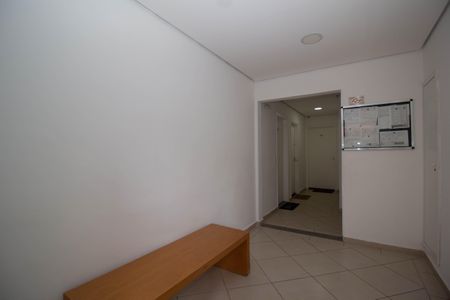 Apartamento para alugar com 40m², 2 quartos e sem vagaHall social