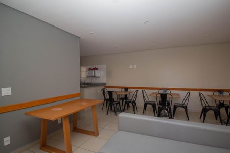 Apartamento para alugar com 40m², 2 quartos e sem vagaÁrea comum - Salão de festas