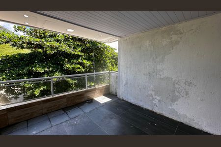 Varanda de kitnet/studio para alugar com 1 quarto, 70m² em Recreio dos Bandeirantes, Rio de Janeiro