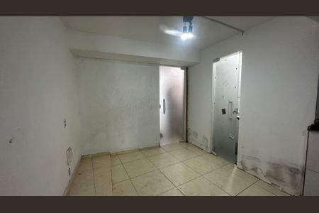 Sala de kitnet/studio para alugar com 1 quarto, 70m² em Recreio dos Bandeirantes, Rio de Janeiro