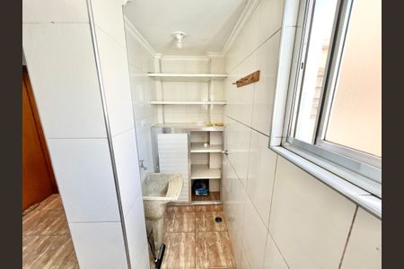 Apartamento à venda com 70m², 2 quartos e 1 vagaÁrea de Serviço